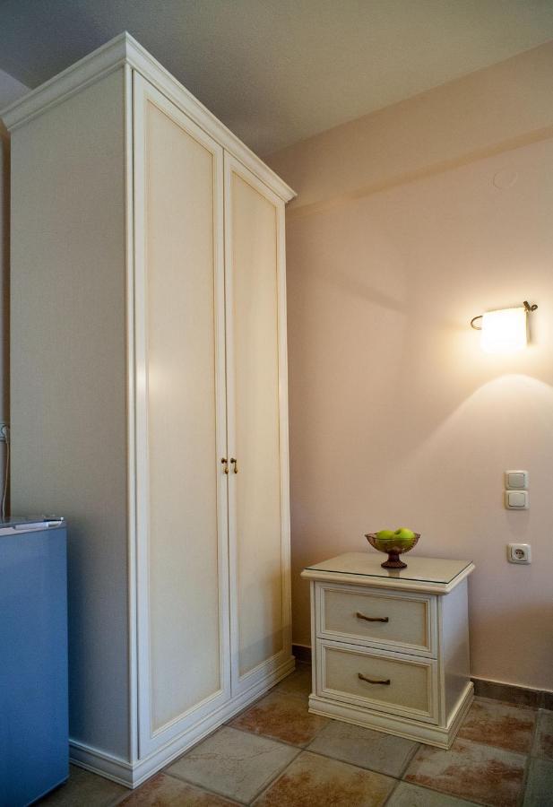 Avli Rooms Ioannina Bagian luar foto